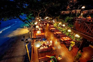 Breakfast, lunch, dinner served; Thai cuisine - Birds and Bees Resort (Pattaya)