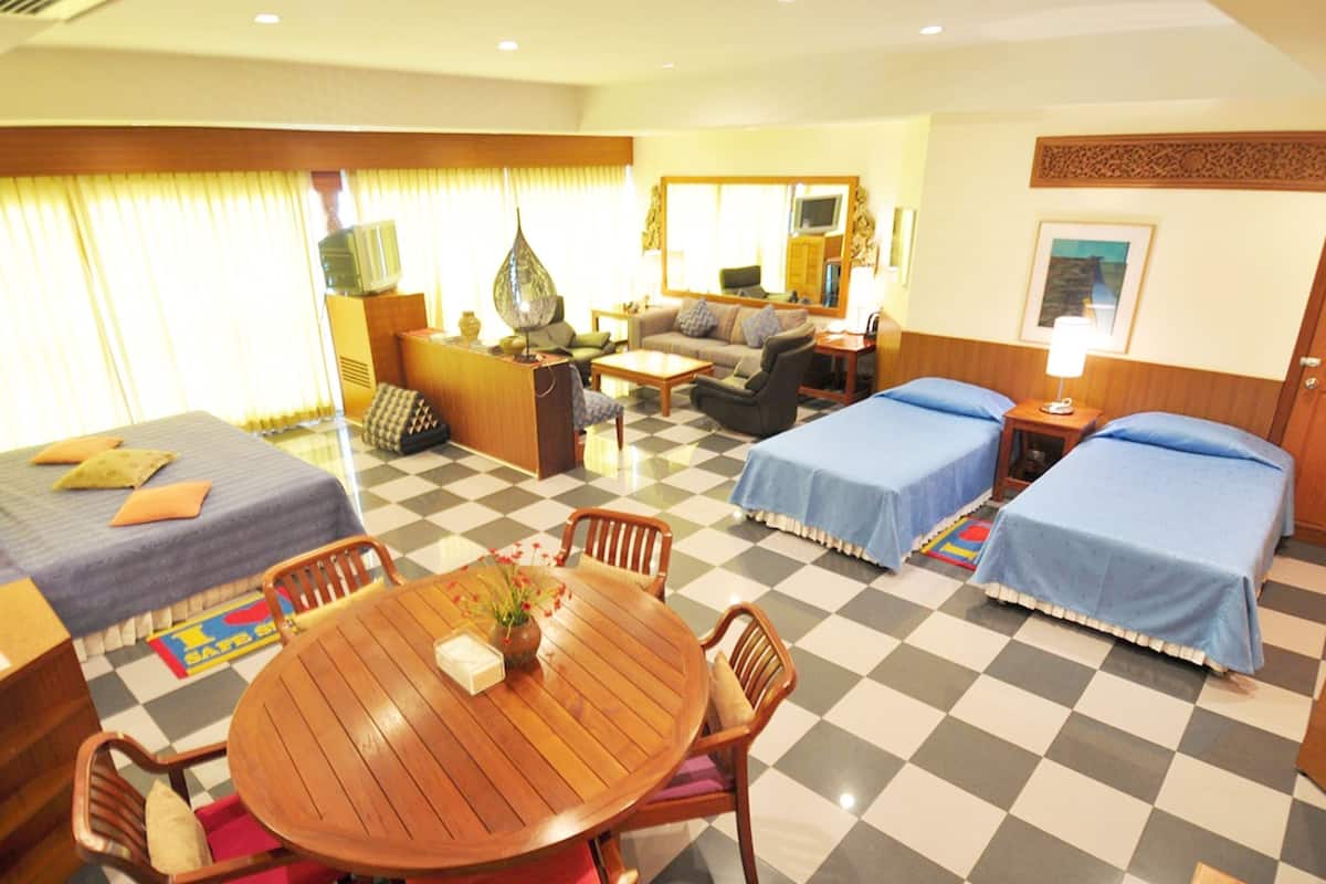 1 bedroom, minibar, in-room safe, desk