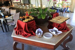Free breakfast  - Royal Pool Villa Bali (Nusa Dua)