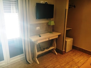Dreibettzimmer, Balkon