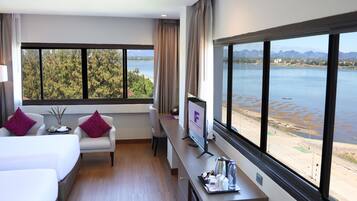 Panoramic Room, 2 Twin Beds, River View | Water view