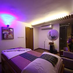Body treatments, Thai massages, body scrubs, facials