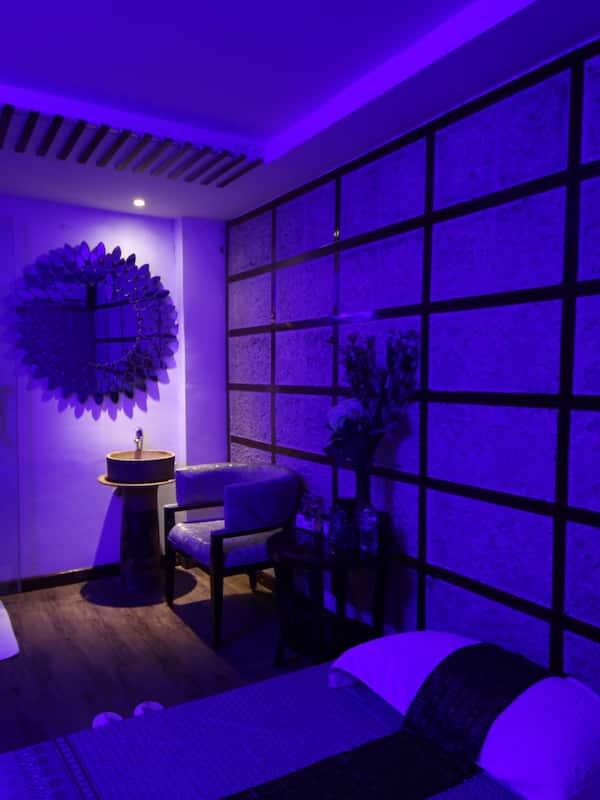 Body treatments, Thai massages, body scrubs, facials