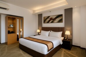 Canary Deluxe | Living room | LED TV, pay films - Hotel Bengal Canary Park (Dhaka)