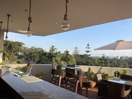 Se sirven desayunos, almuerzos y cenas