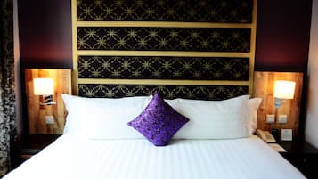 Deluxe King Suite | 1 bedroom, Egyptian cotton sheets, premium bedding, pillowtop beds