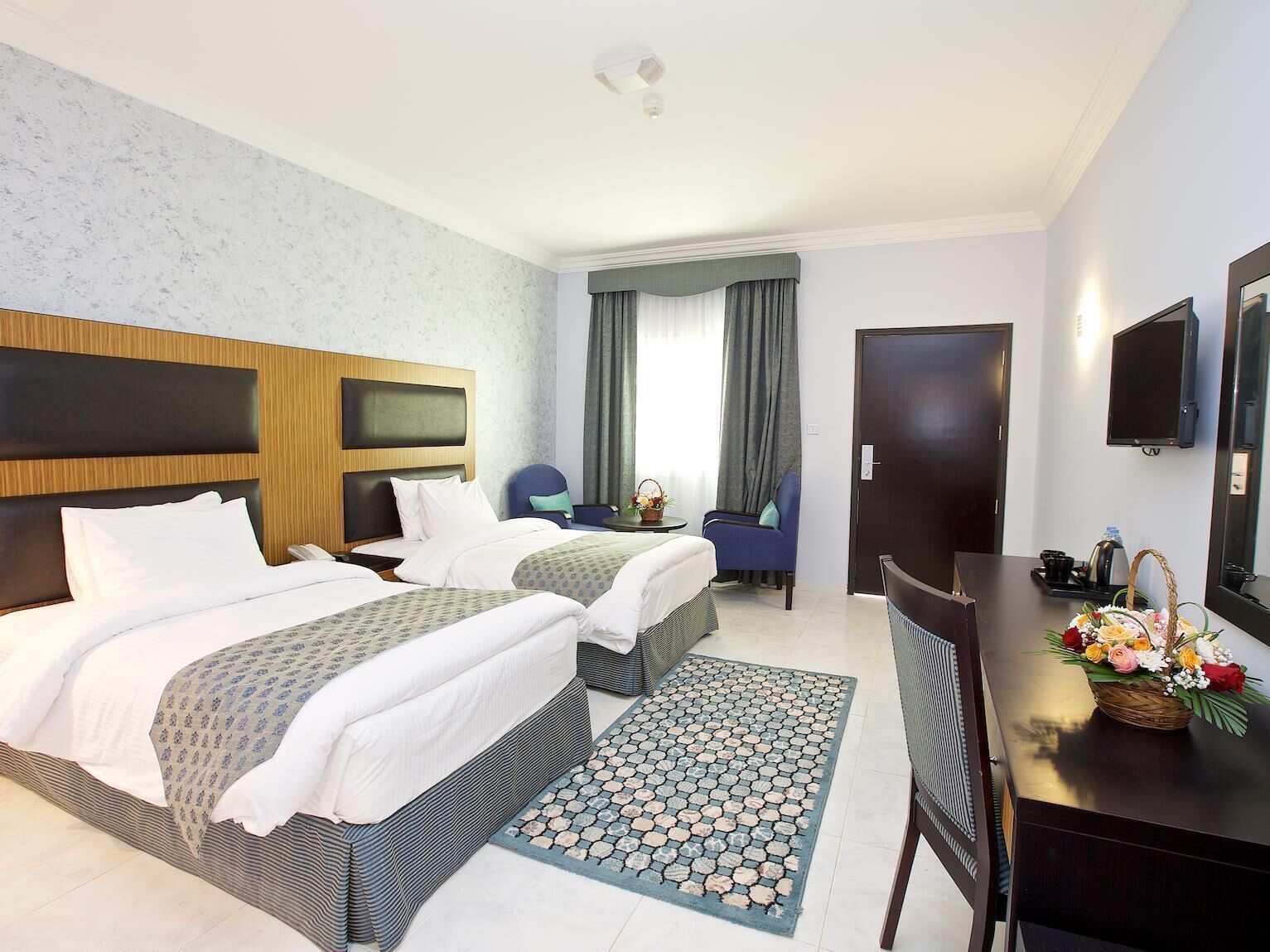 Minibar, in-room safe, desk, soundproofing