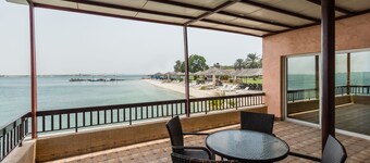 Flamingo Beach Hotel