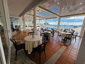 Petit déjeuner buffet compris tous les jours