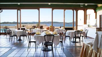 Colazione a buffet inclusa, servita tutte le mattine
