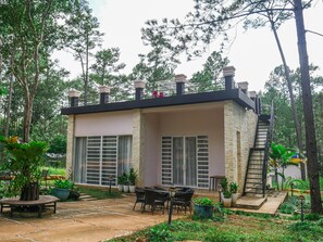 Brankas dan Wi-Fi gratis