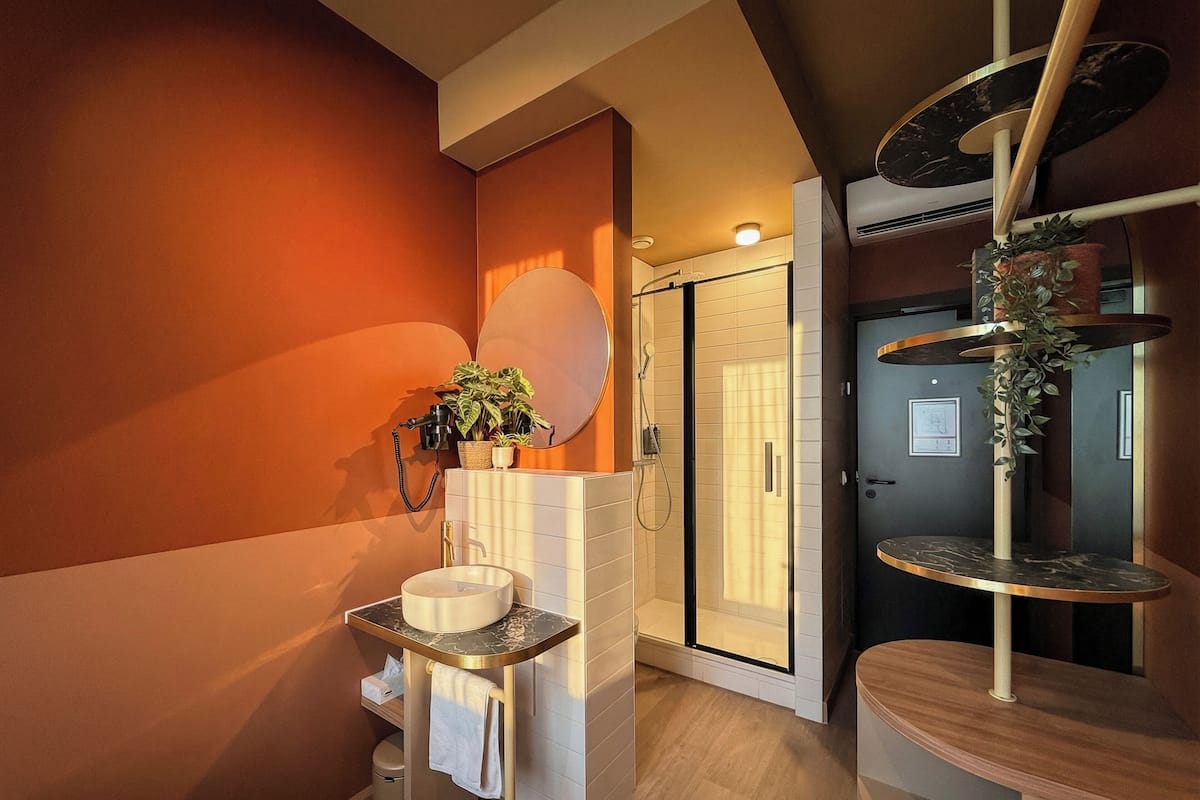 Enkeltrom | Skrivebord, wi-fi (inkludert) og sengetøy