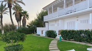 Garden - Apartamentos Las Pérgolas (Mercadal)