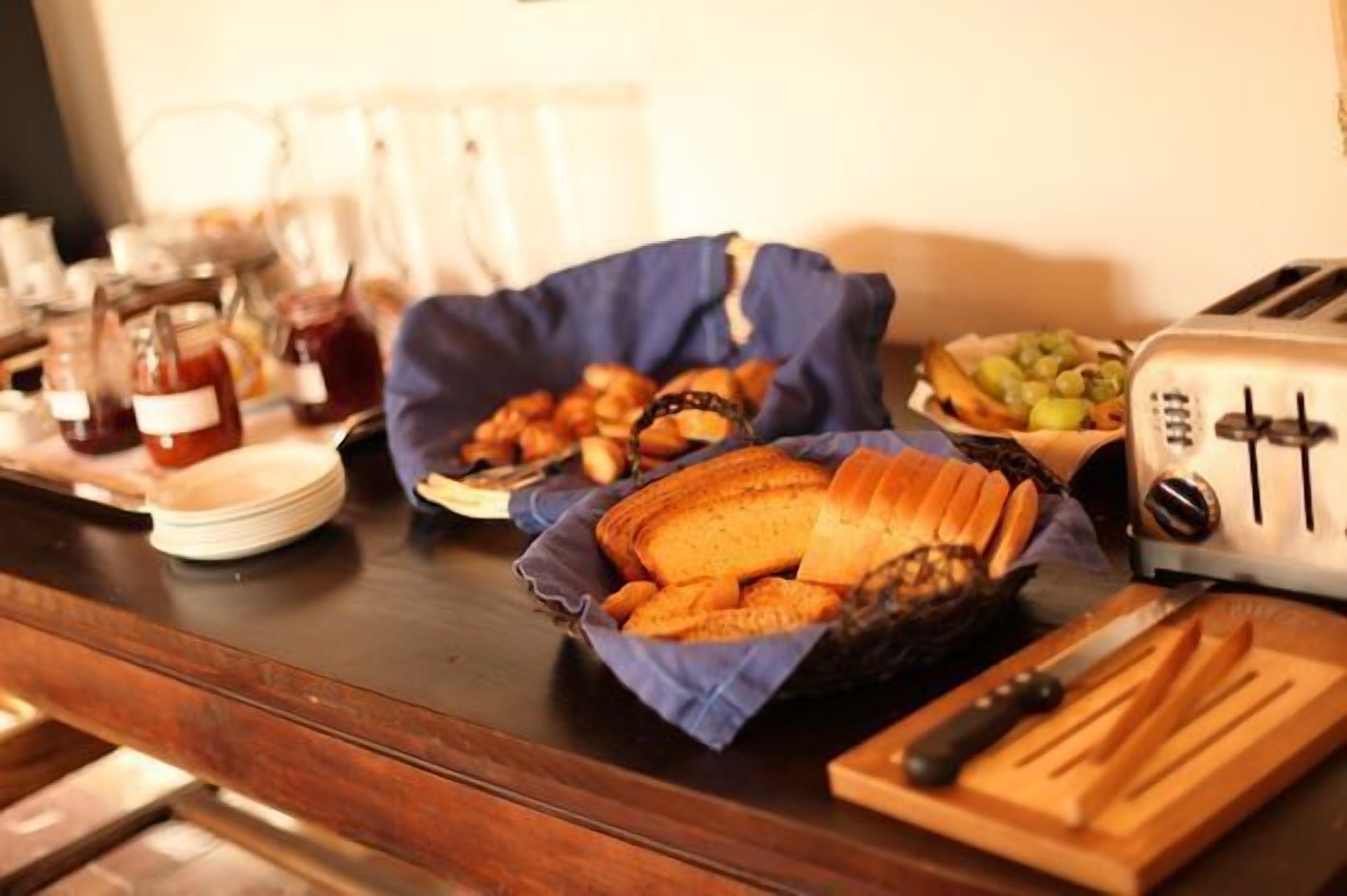 daily continental breakfast (eur 11 per person)