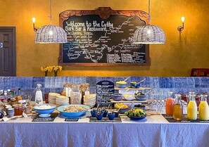 Daily cooked-to-order breakfast for a fee