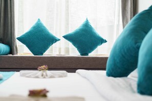 Superior Twin Room, 2 Twin Beds, Private Bathroom | Minibar, in-room safe, individually decorated, individually furnished