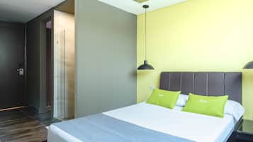 Double Room | Individually decorated, desk, free WiFi, bed sheets