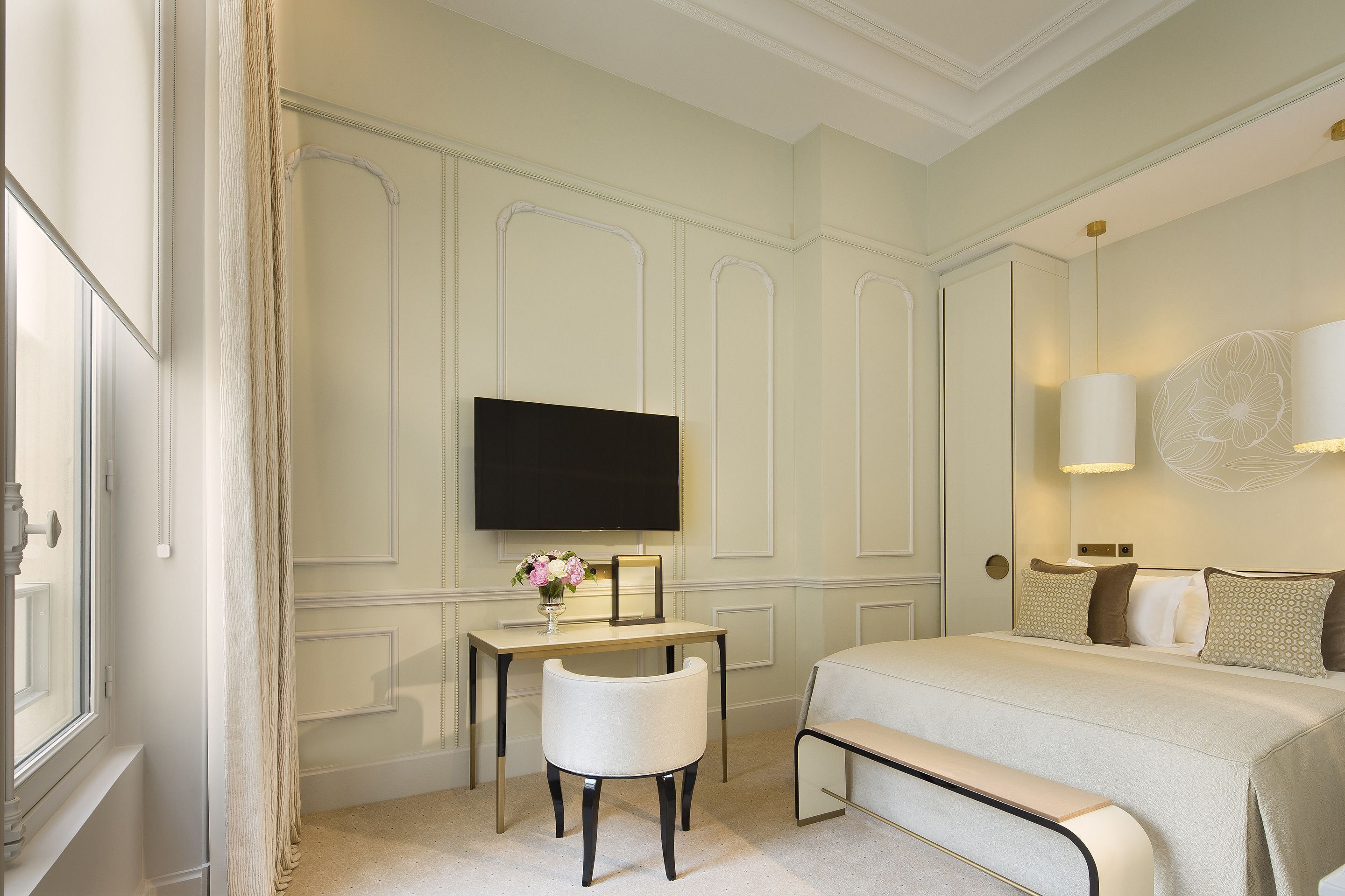 Premium bedding, pillowtop beds, minibar, in-room safe