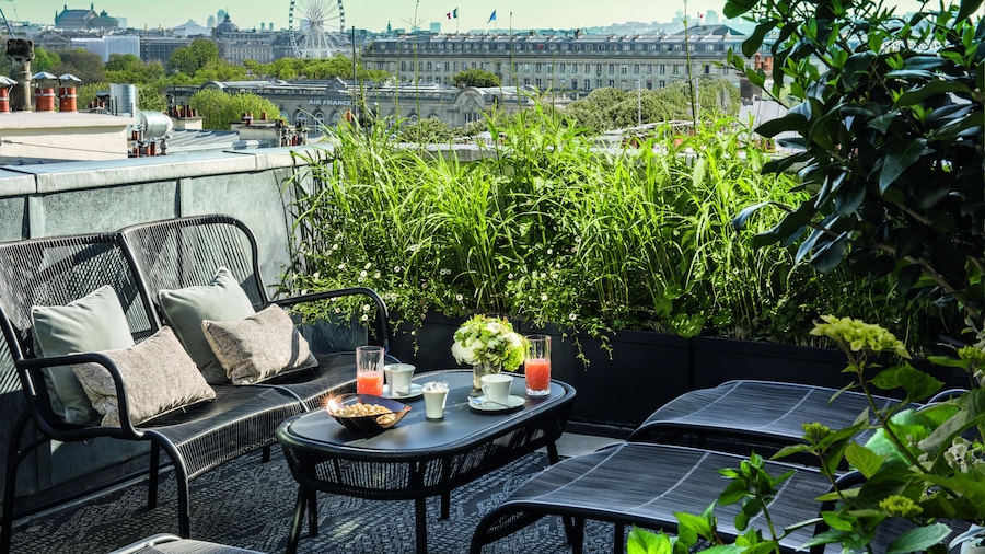 Hotel Le Narcisse Blanc & Spa