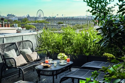 Hotel Le Narcisse Blanc & Spa