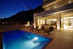 Interior entrance - Luxury Apartments Jolara (Omis)