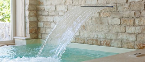 Salle de soins pour les couples, bain turc/hammam, soins du corps