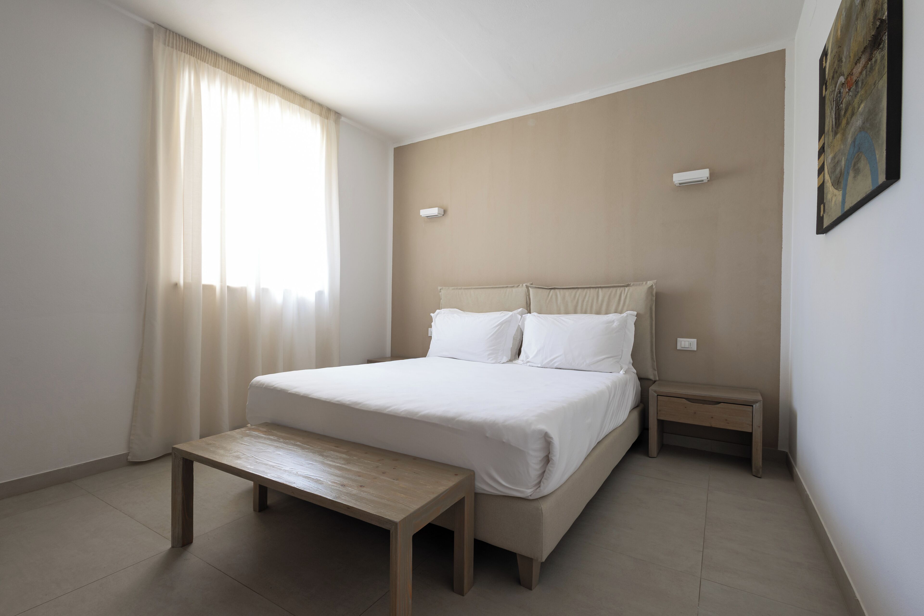 Suite, 1 slaapkamer, kitchenette, op benedenverdieping | Italiaanse Frette-lakens, luxe beddengoed, een minibar