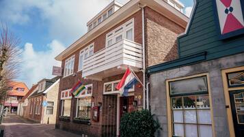 Voorkant van accommodatie