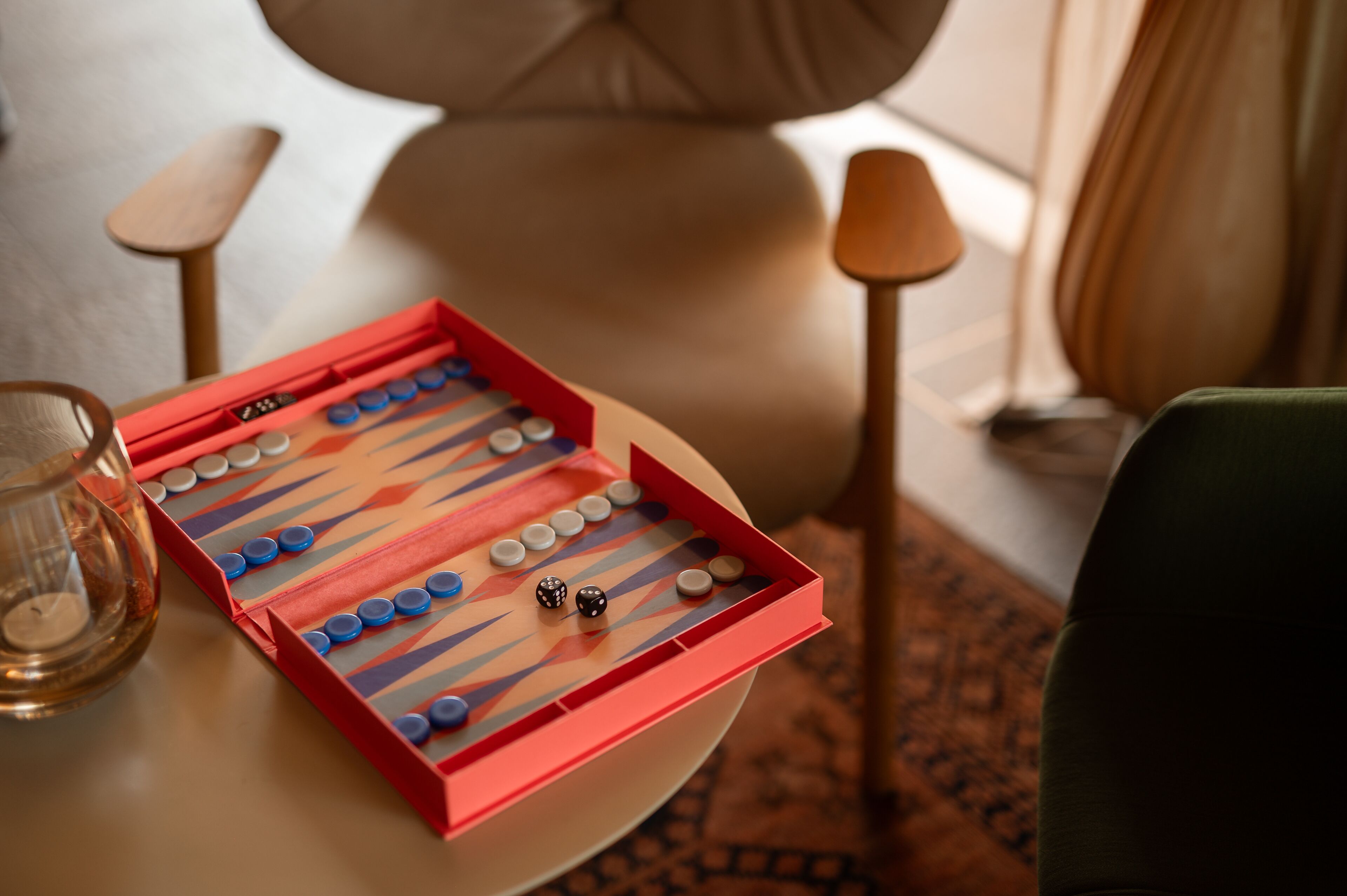 breakfast, lunch, dinner served; local cuisine, al fresco dining