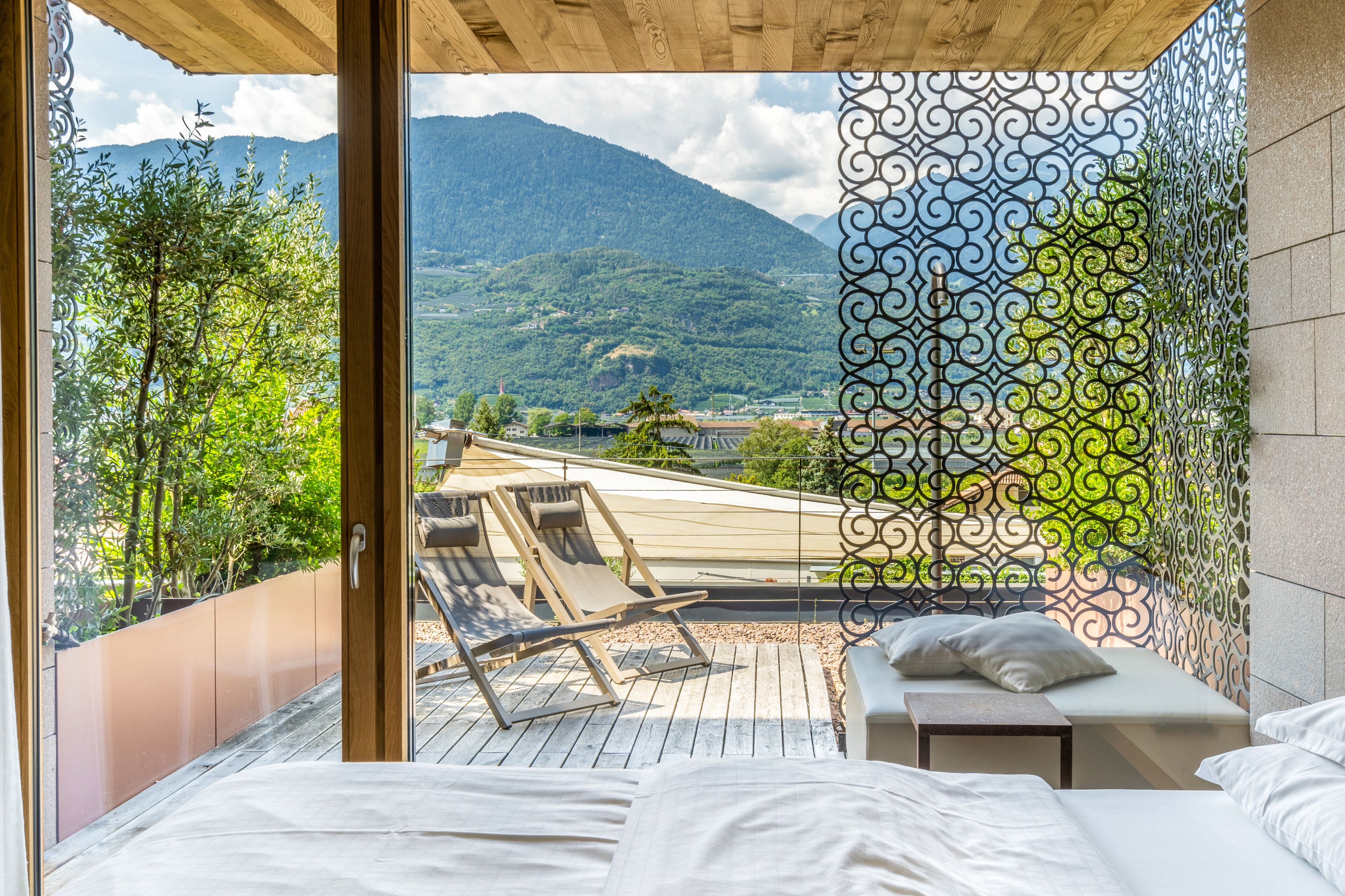 exclusive suite, patio, mountain view | mountain view