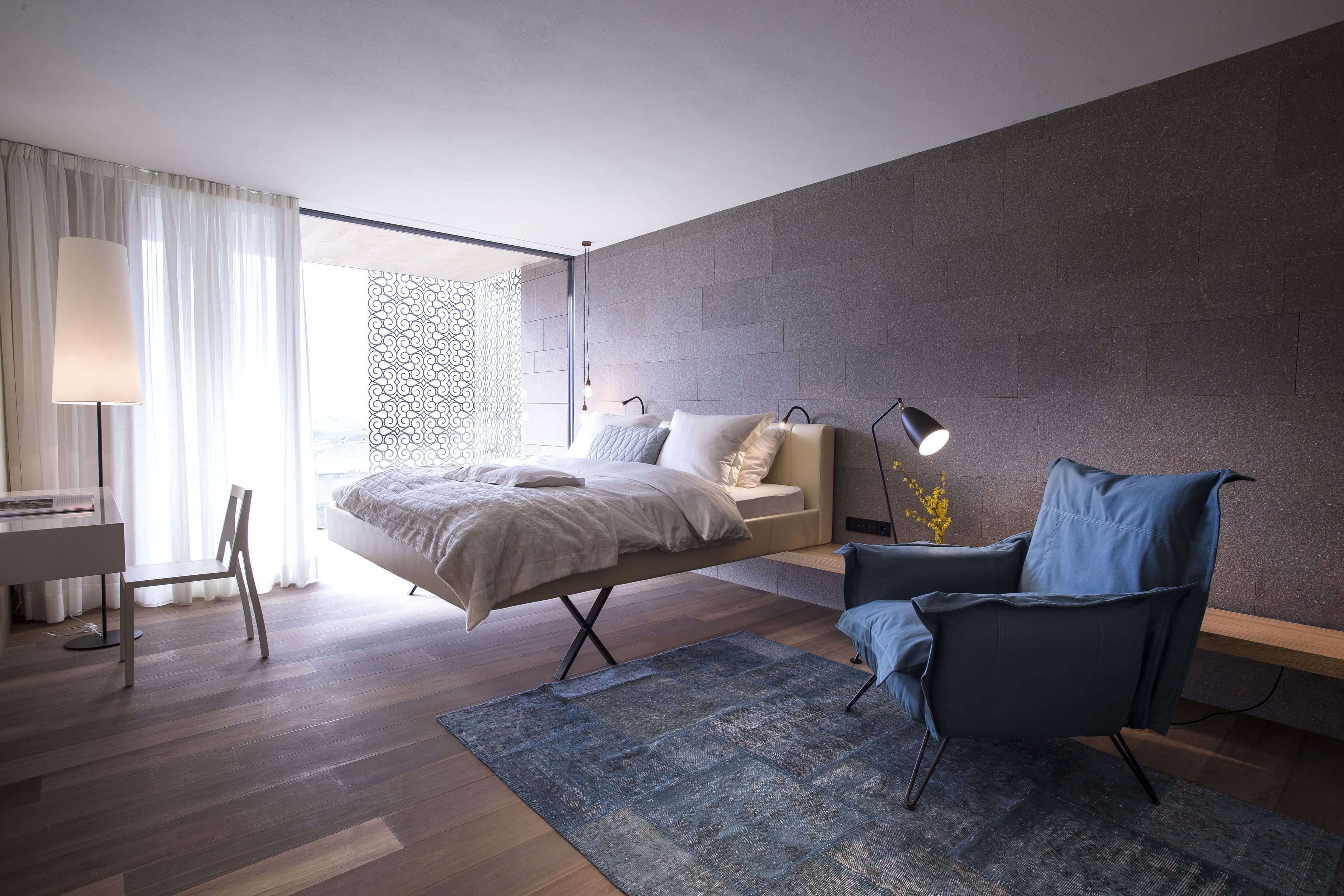 comfort suite, balcony | minibar, in-room safe, individually furnished, soundproofing