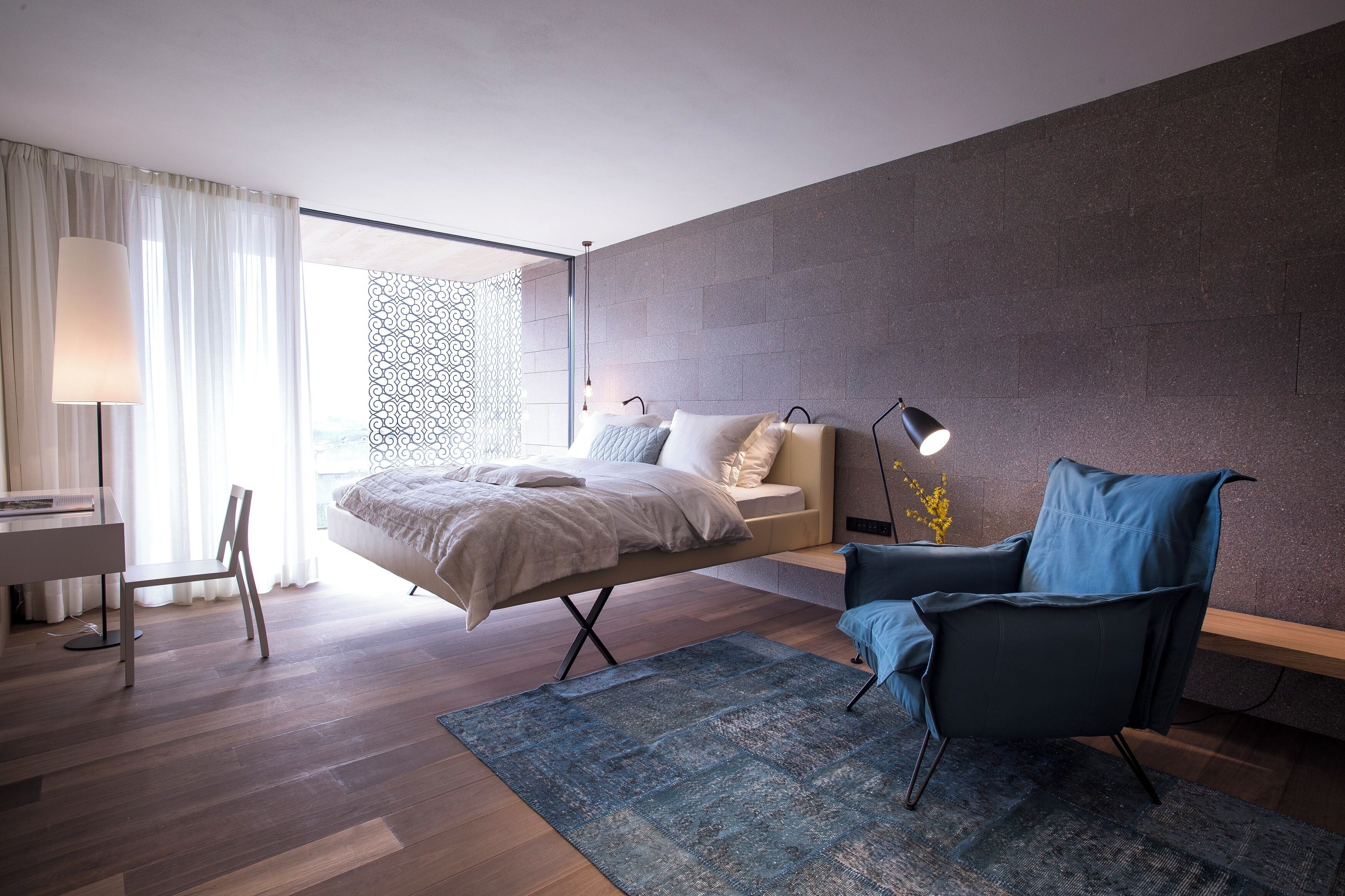 Svit Superior - utsikt mot bergen | Minibar, värdeförvaringsskåp på rummet och individuell inredning