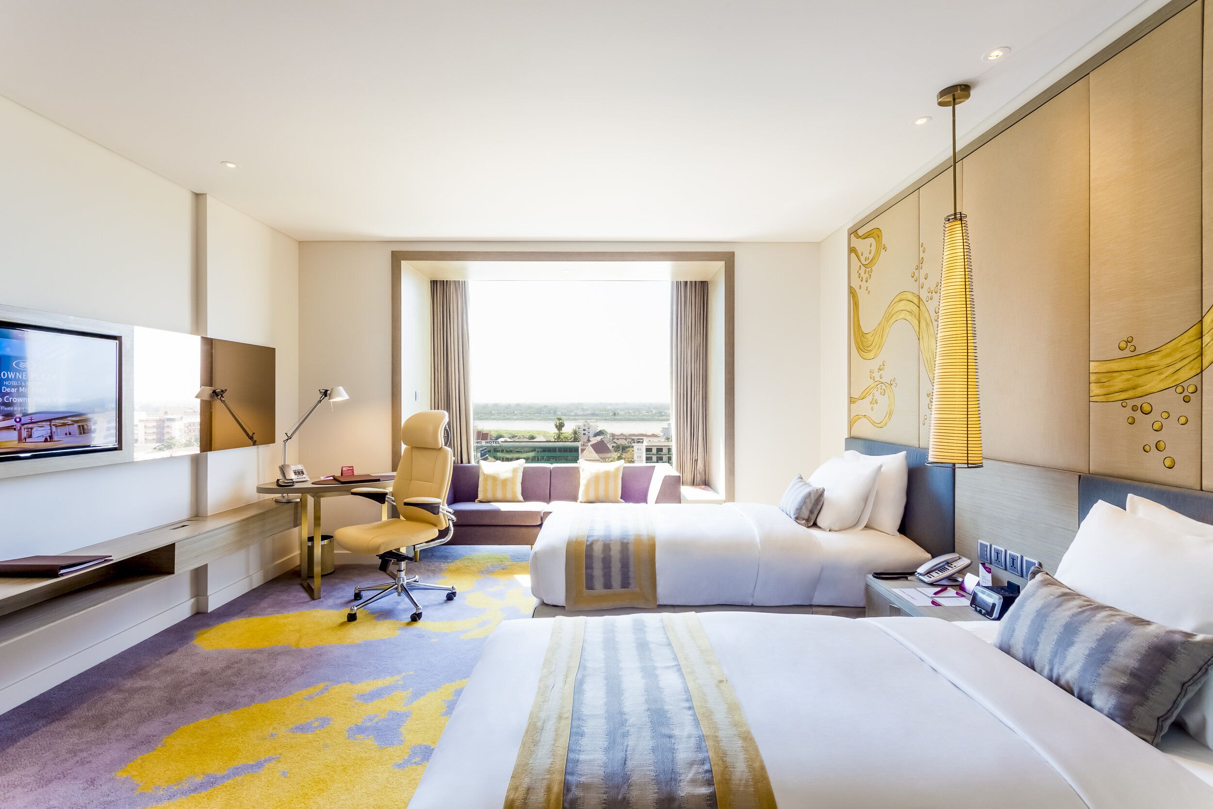 Premium bedding, minibar, in-room safe, desk