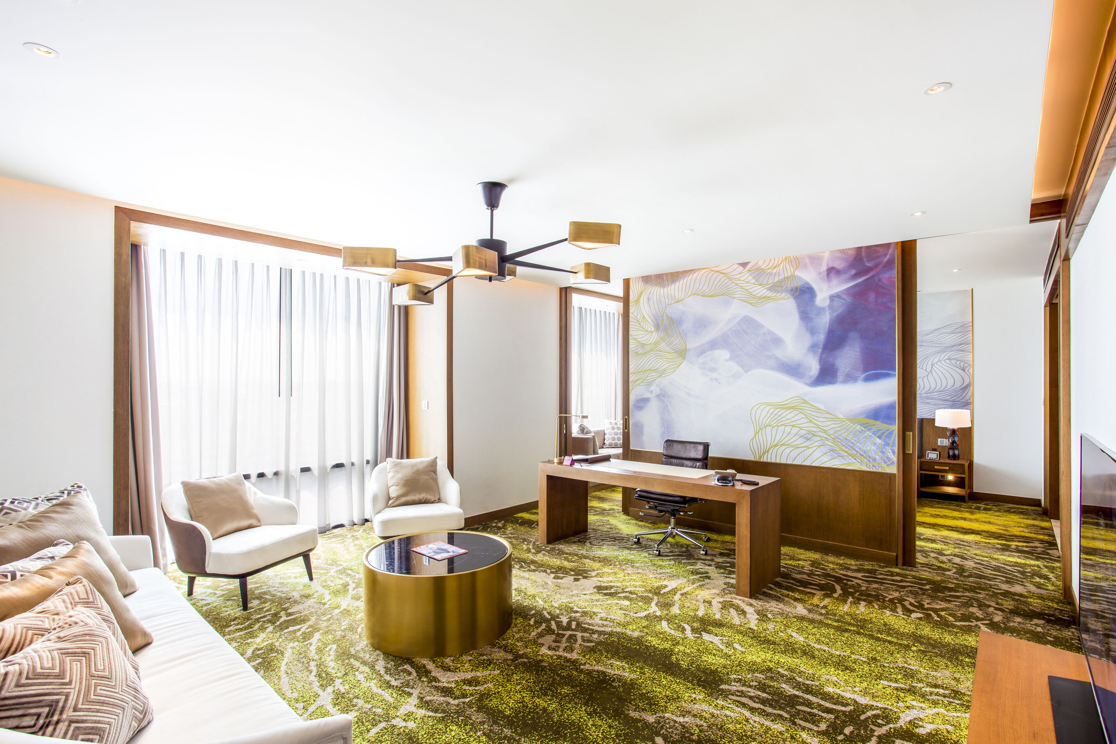 Premium bedding, minibar, in-room safe, desk