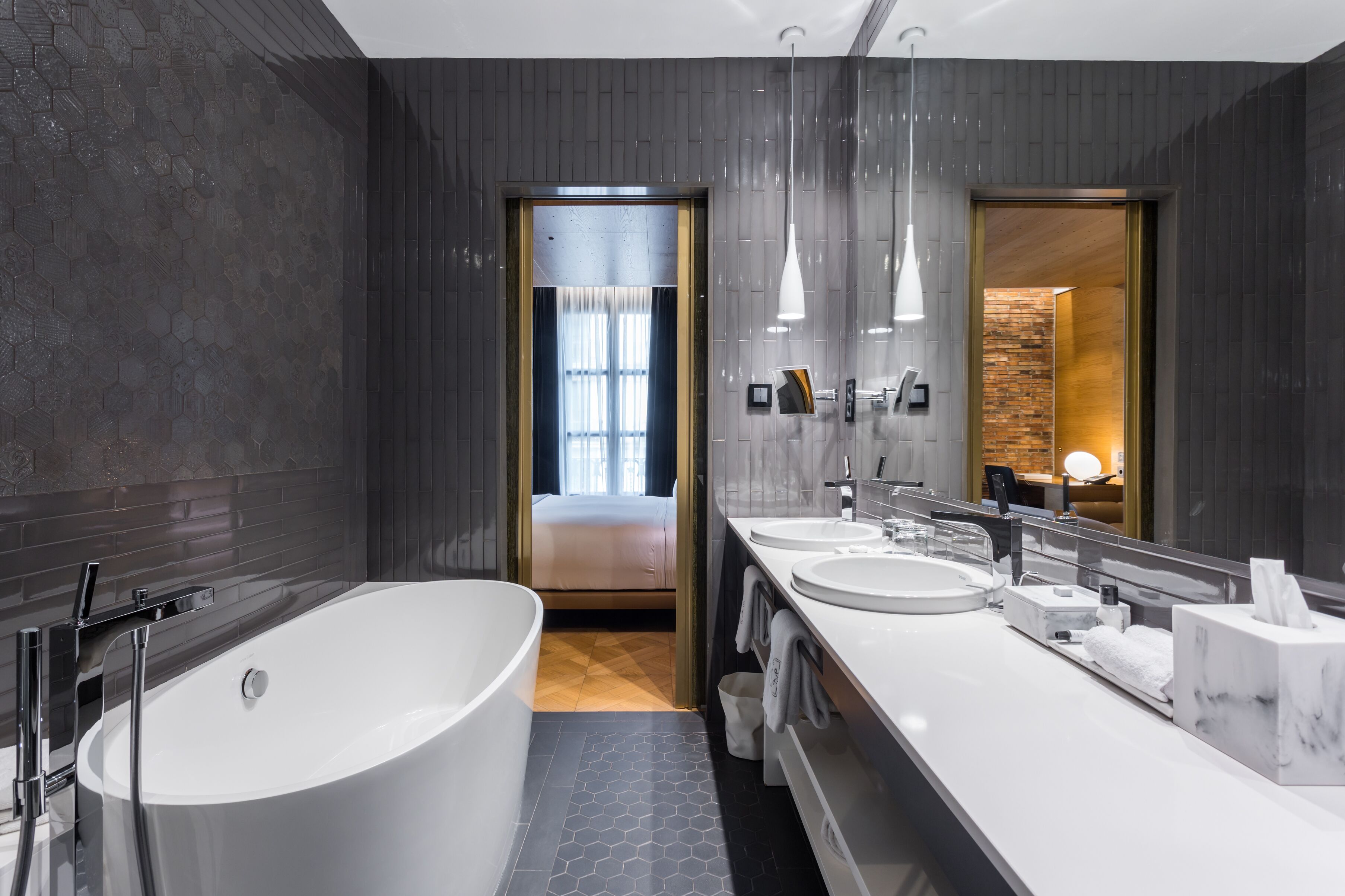 suite monument | bathroom | designer toiletries, hair dryer, bathrobes, slippers