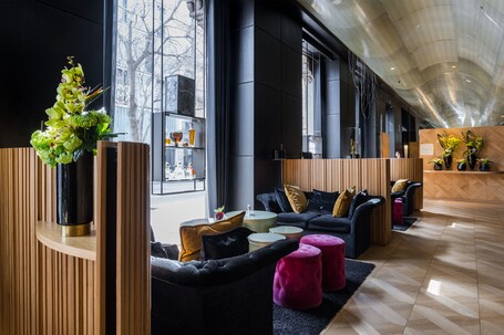 Monument Hotel - view 3