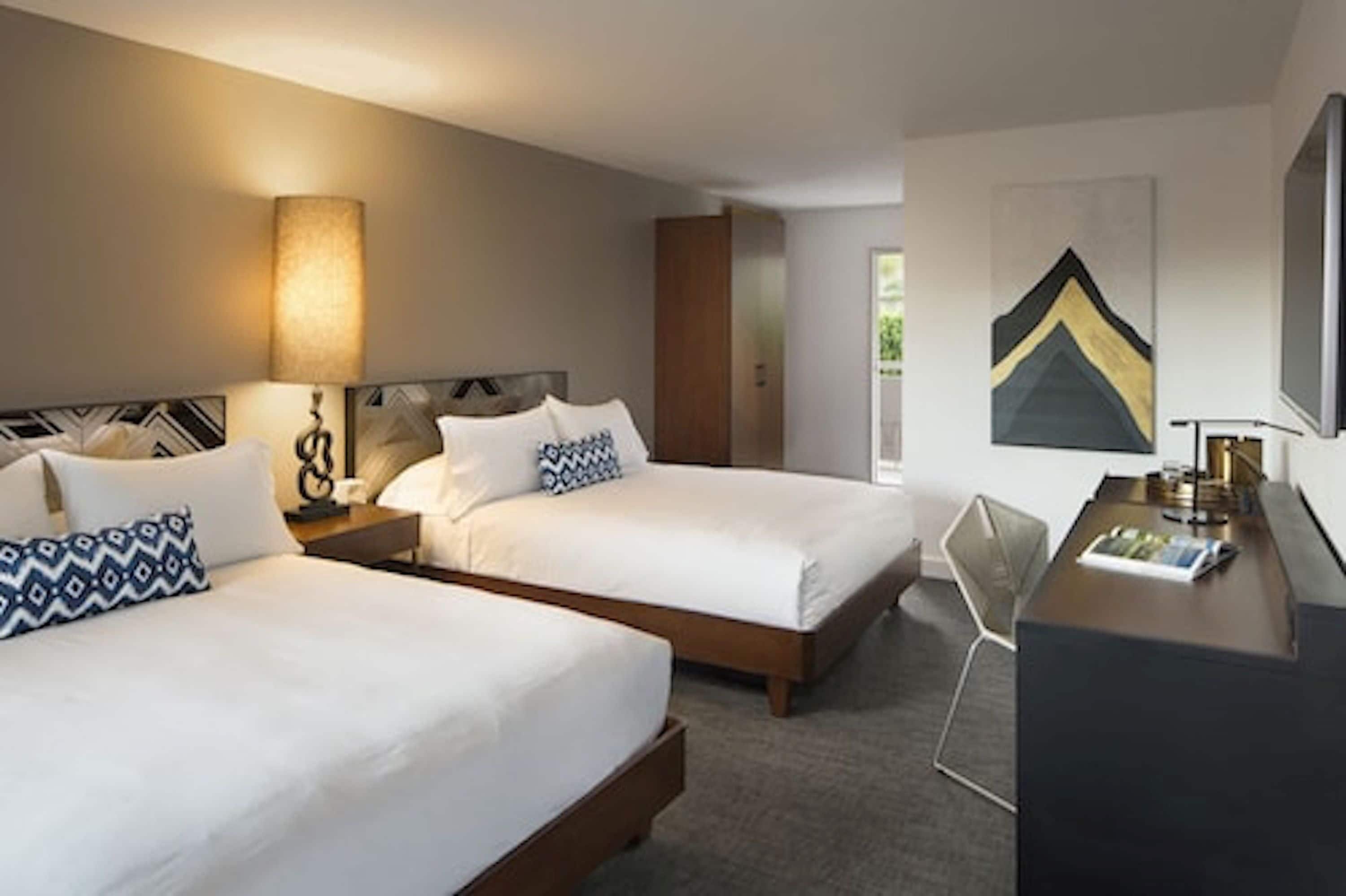 Room, 2 Queen Beds, Non Smoking