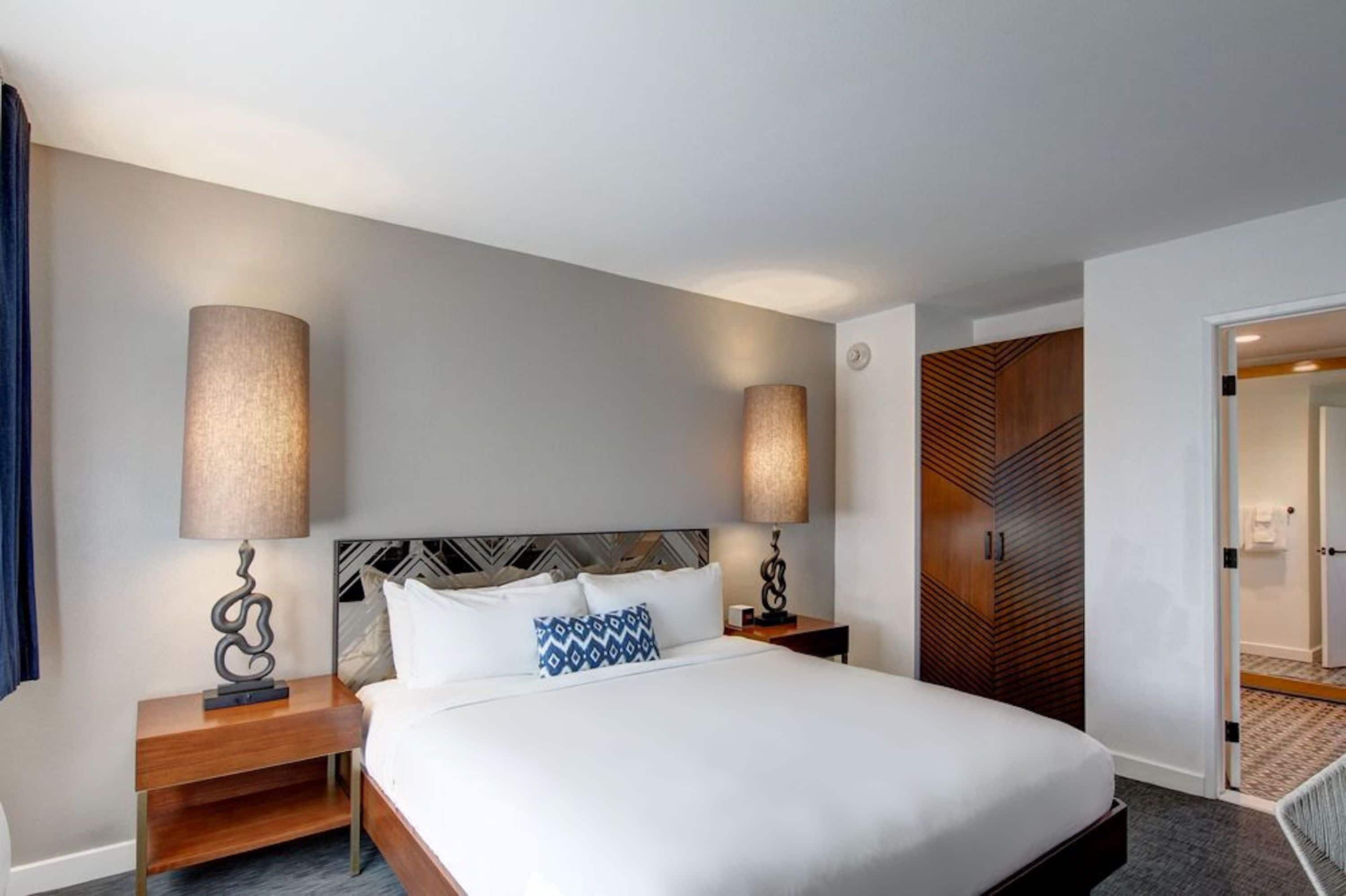 Room, 1 Queen Bed, Non Smoking