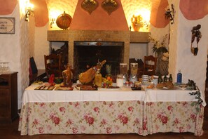 Colazione a buffet inclusa, servita tutte le mattine