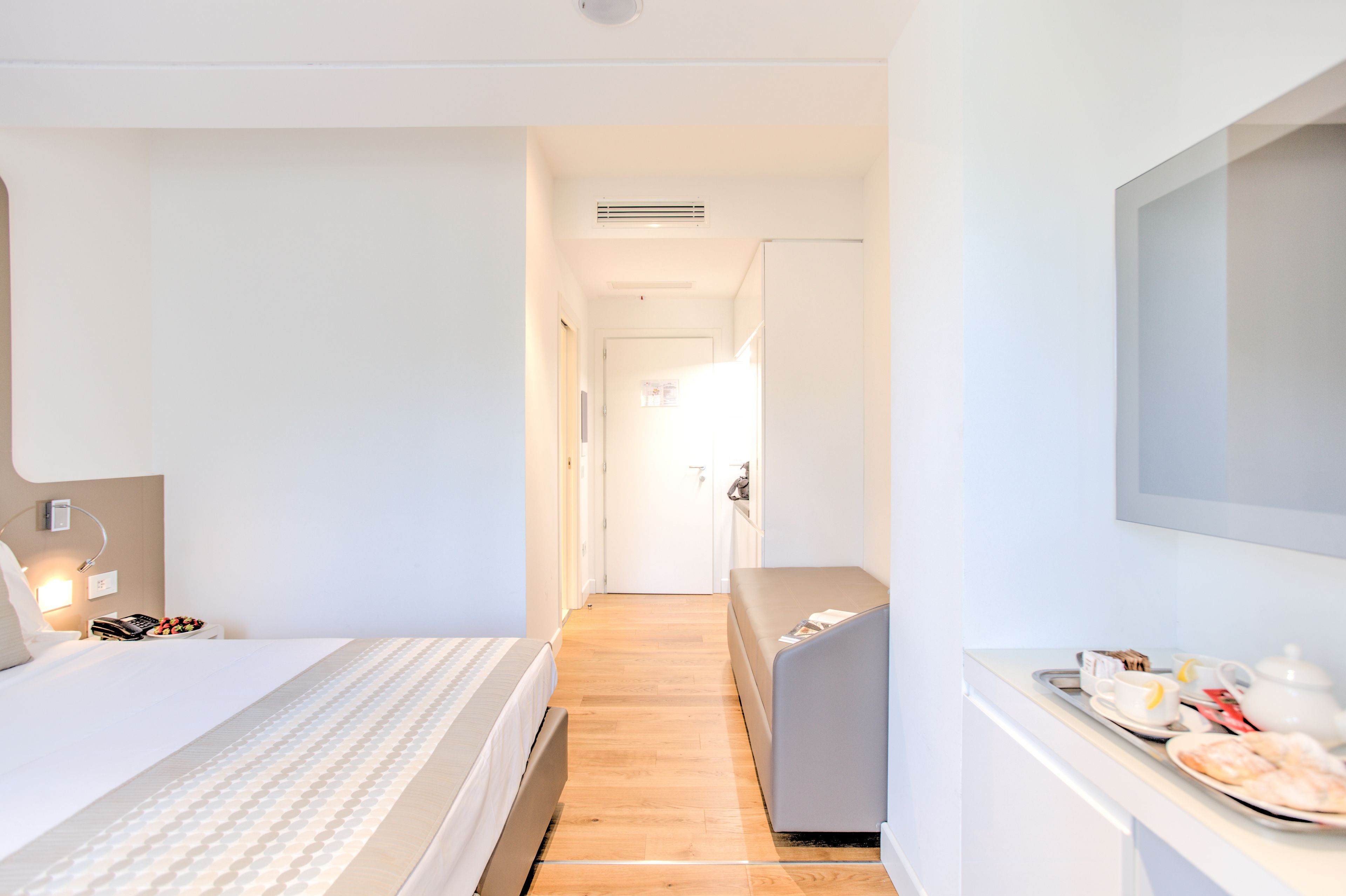 minibar, in-room safe, desk, blackout curtains