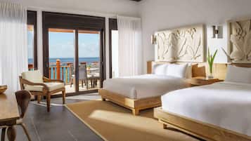 Phòng, 2 giường cỡ queen, quang cảnh biển | Bộ trải giường bằng vải Frette của Ý, bộ đồ giường cao cấp, minibar