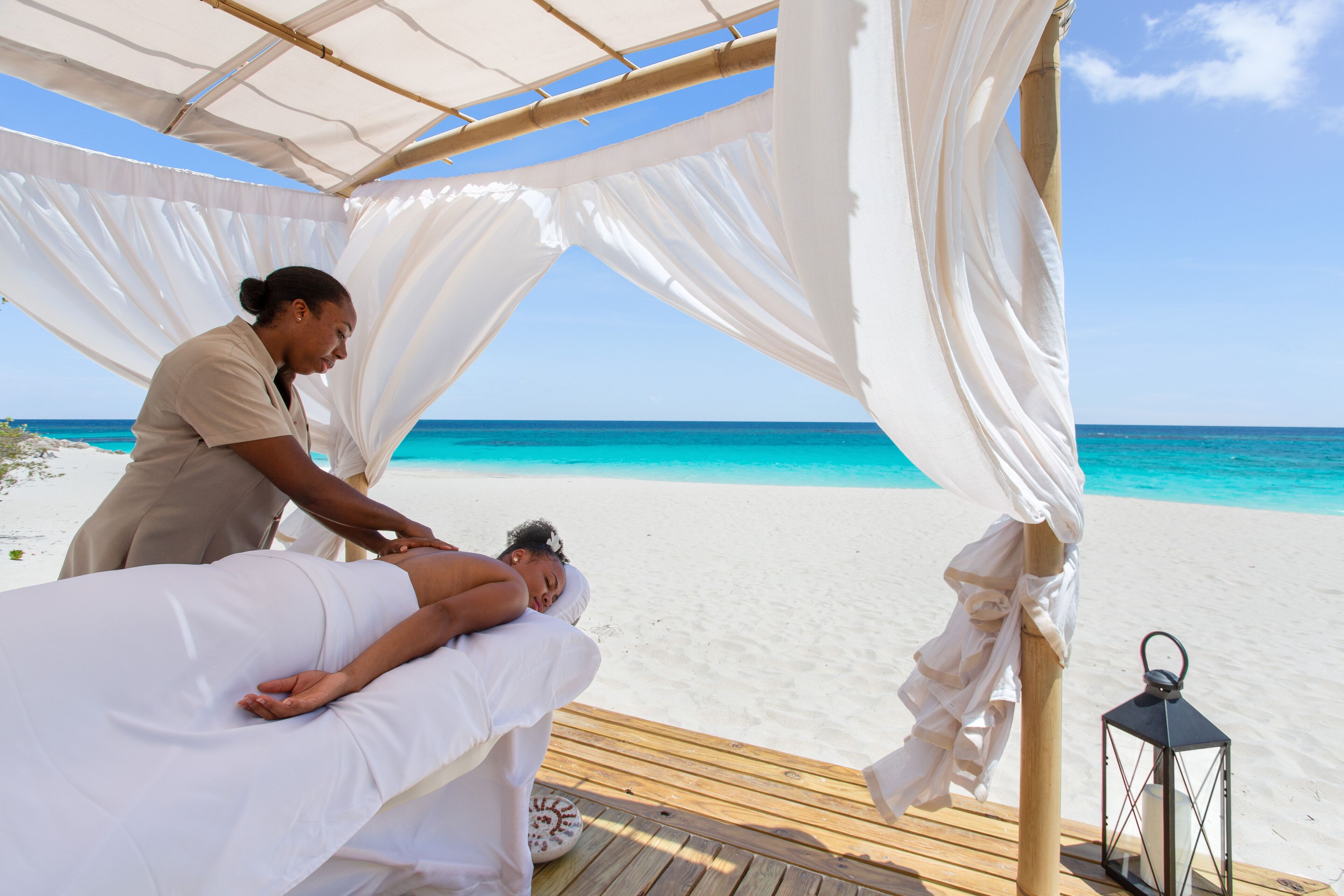 Turkish bath, body treatments, aromatherapy, hot stone massages