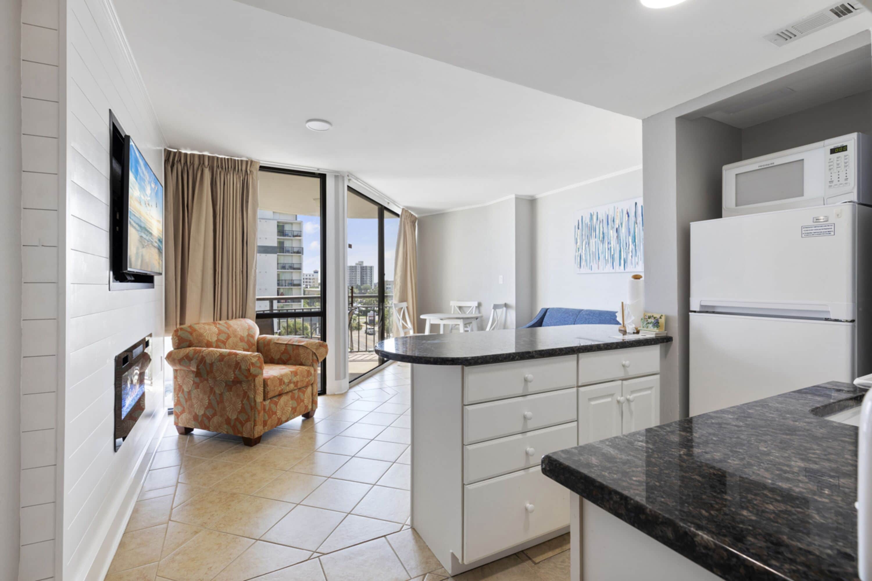 Superior Condo, 1 Bedroom, Balcony, Partial Ocean View | Living area