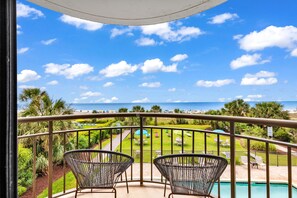 Signature Condo, 1 Bedroom, Pool Access, Beachfront | Balcony