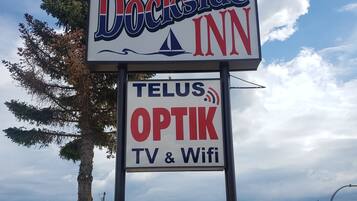 Señal para Dockside Inn con servicio de Telus Optik TV & Wifi.