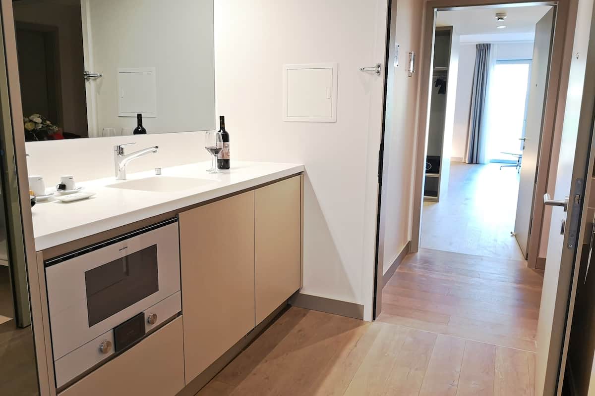 quadruple room (modern family suite) | private kitchenette | espresso maker