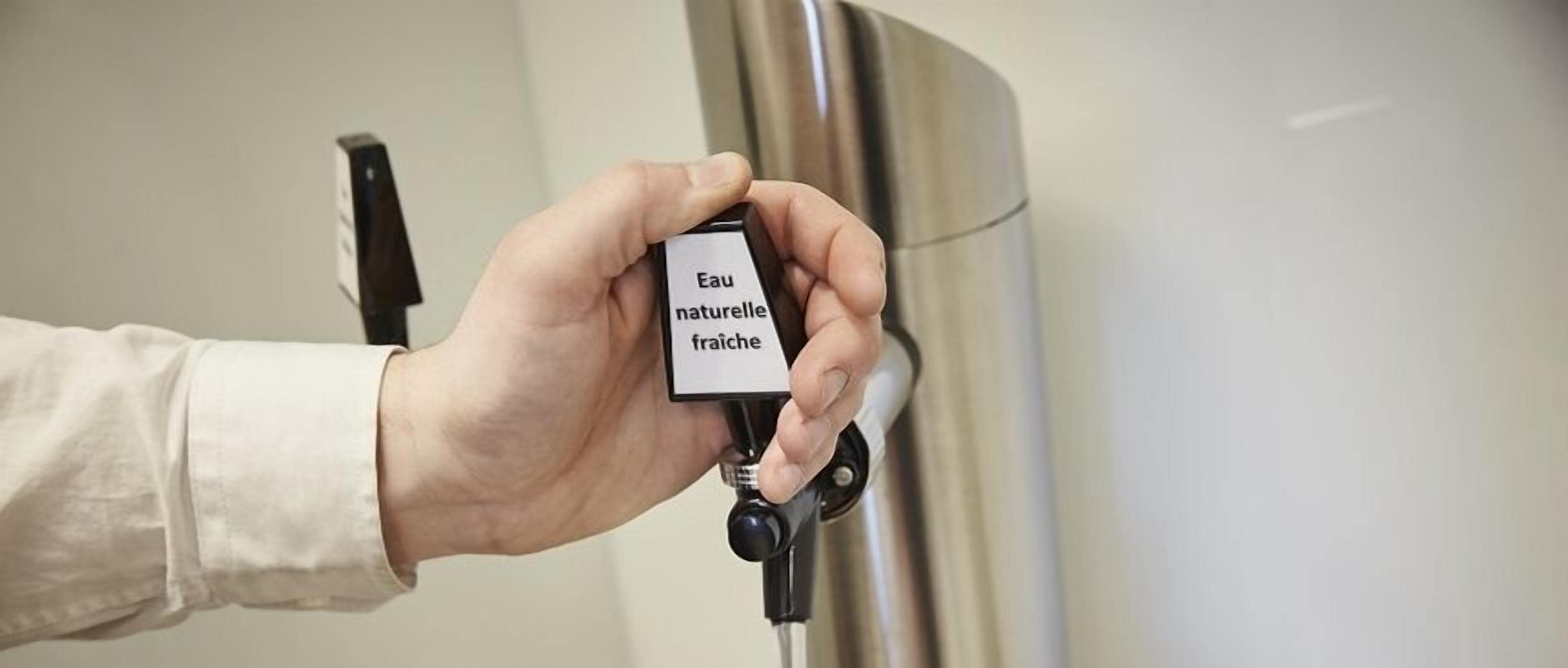 deluxe room, 2 single beds, garden view | 1 bedroom, in-room safe, desk, laptop workspace