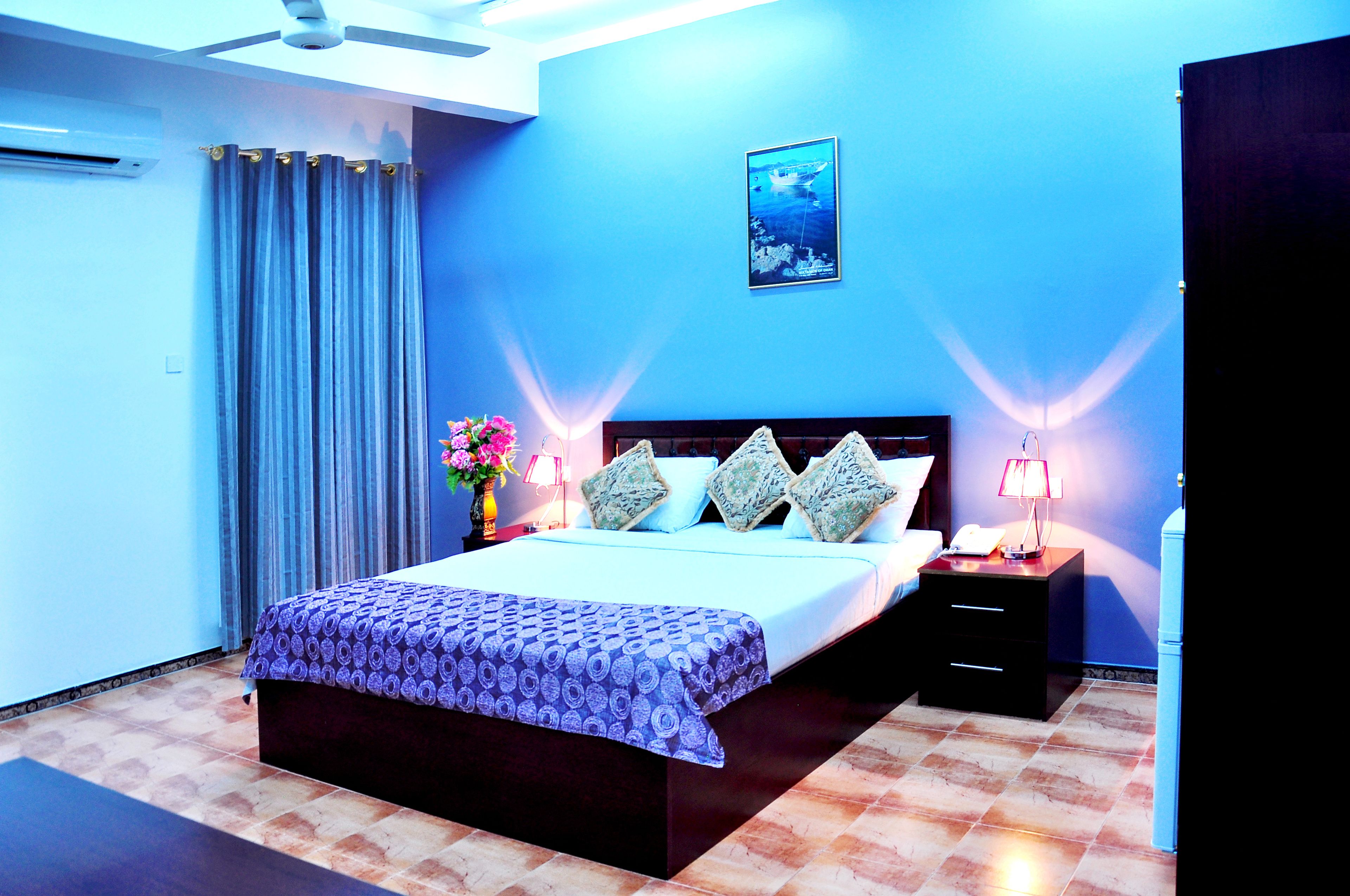 Double Room | In-room safe, free cribs/infant beds, rollaway beds, free WiFi