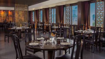 2 ๊ฐ์ ๋ ์คํ ๋, ์์นจ ์์ฌ, ์ ์ฌ ์์ฌ, ์ ๋
์์ฌ ์ ๊ณต(์ค์)