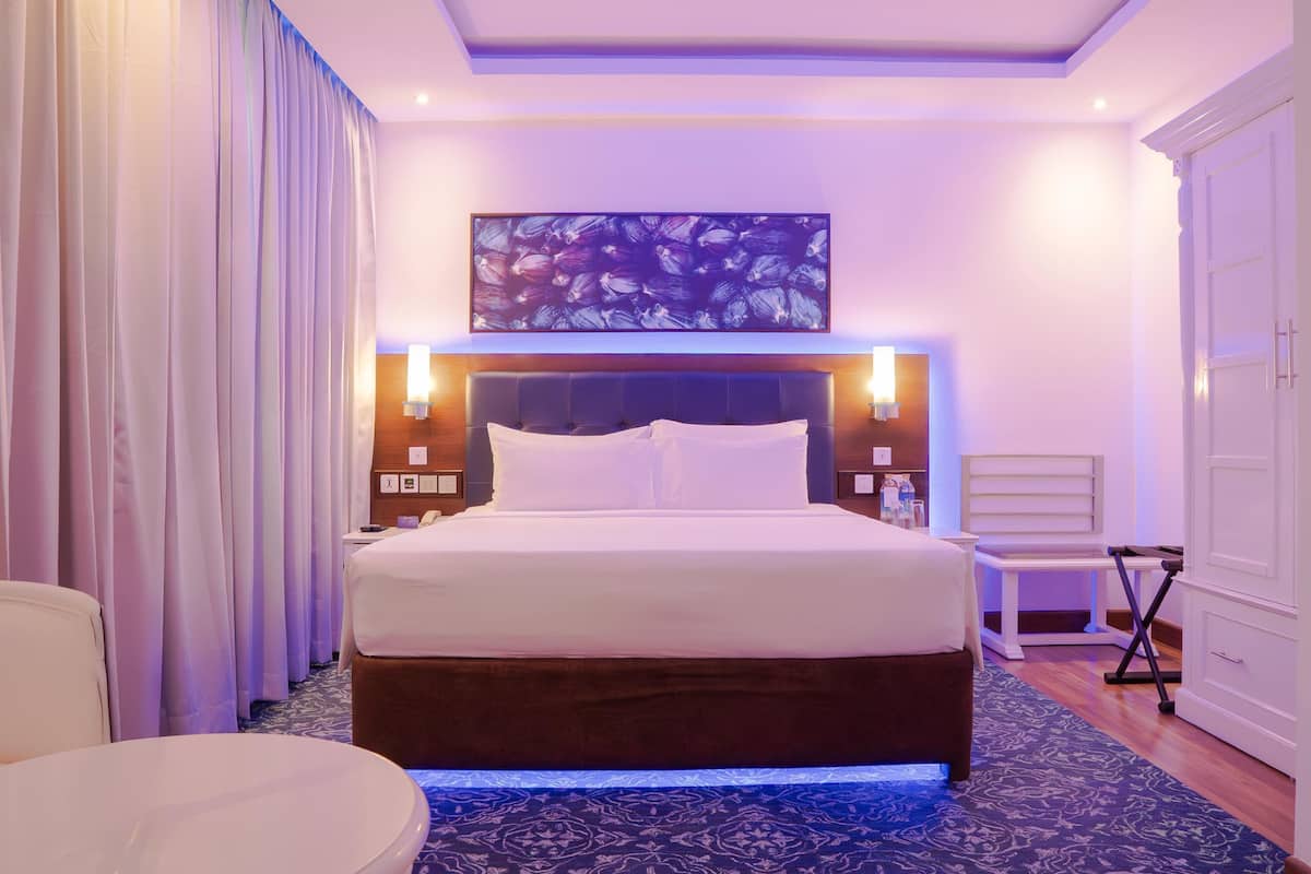 Svit Deluxe | Sängtillbehör av högsta kvalitet, memory foam-madrasser och minibar